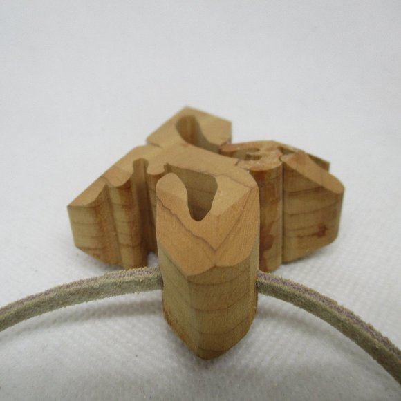 LARGE Handmade Wood JESUS CRUCIFIX Suede Leather Necklace Hand Carved Wood Jesus - Picture 8 of 9